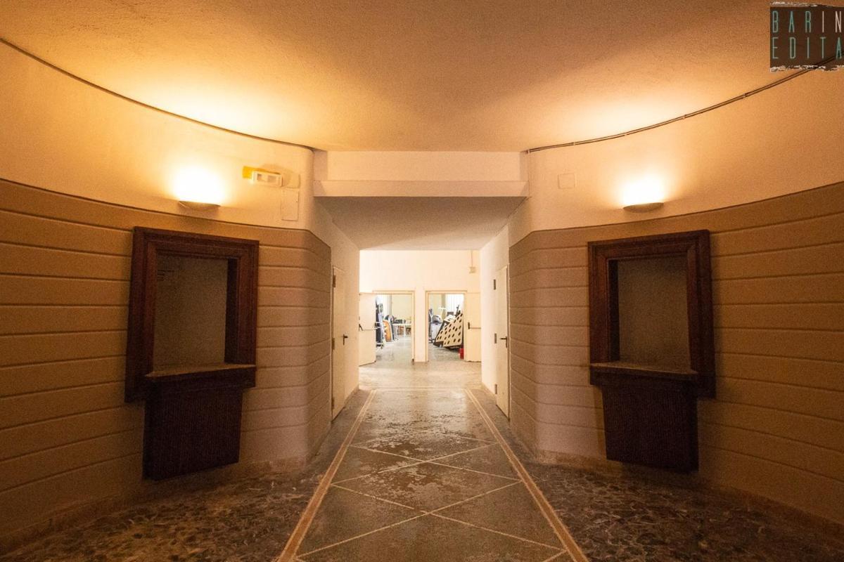 Appartement Loft “Cinema Galleria” à Bari Extérieur photo